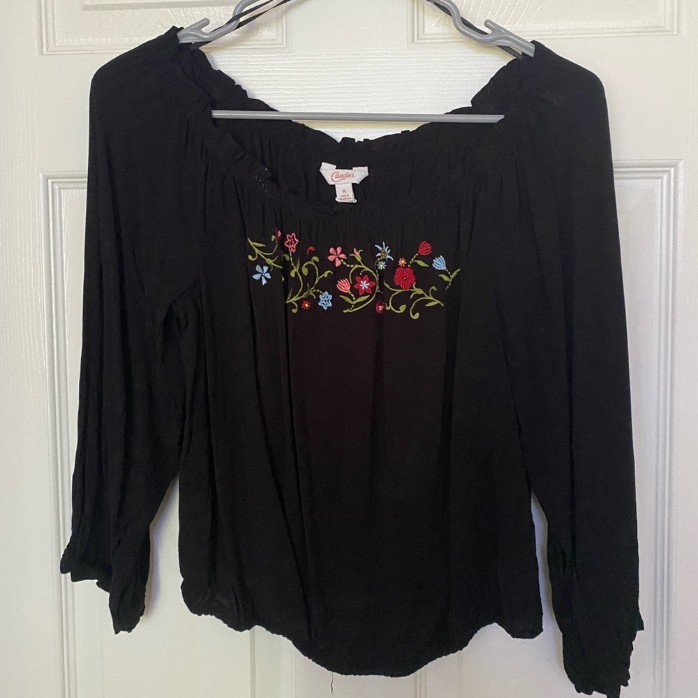 Candie’s Off the Shoulder Boho Blouse Size Medium